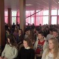 Betöltés...