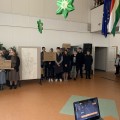 Betöltés...